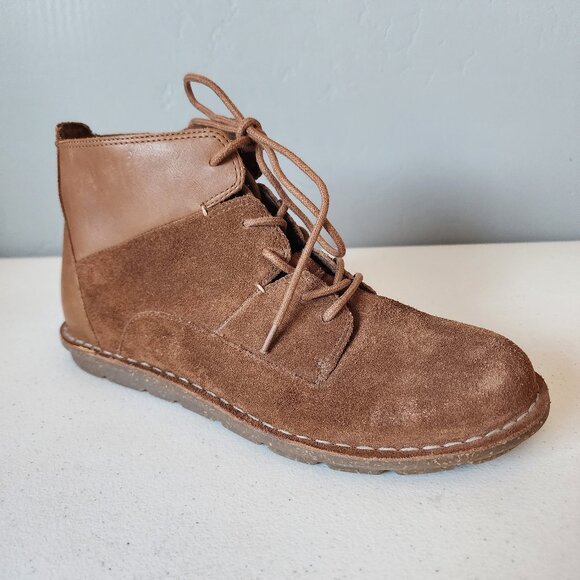 Clarks Rust Bootie "EUC" - Picture 9 of 15